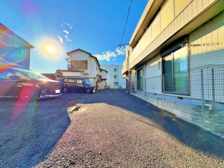 _ސ쌧lss}rӒ̐VzˌĂ̑OʓH܂ތnʐ^