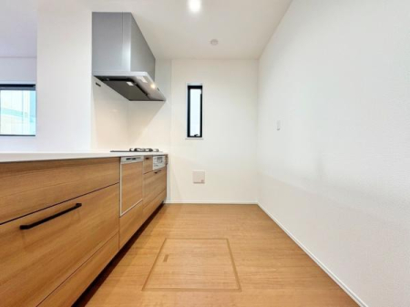 _ސ쌧͌s擌ъ6ڂ̐VzˌĂ̓dlʐ^(Lb`j