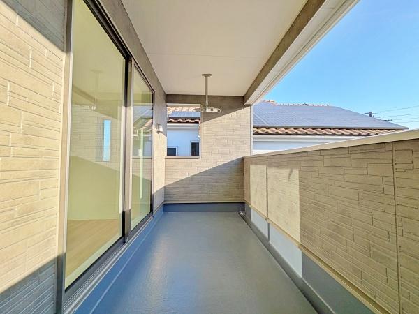 _ސ쌧lsJ拴3ڂ̐VzˌẴoRj[