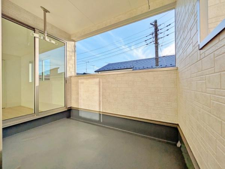 _ސ쌧lsJ拴3ڂ̐VzˌẴoRj[