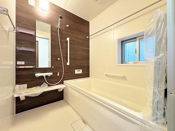 �_�ސ쌧���l�s��q��X���u2���ڂ̐V�z��ˌ��Ă̗���