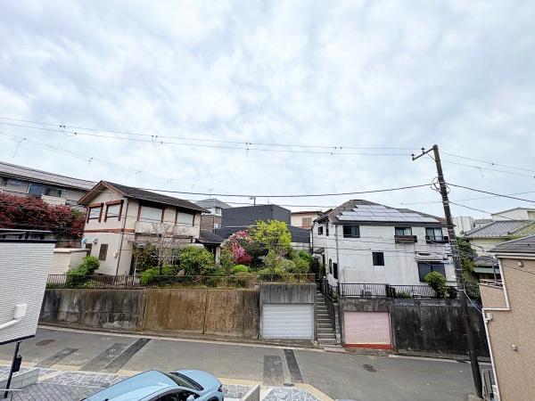 �_�ސ쌧���l�s��q��X���u2���ڂ̐V�z��ˌ��Ă̏Z�˂���̒��]�ʐ^