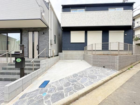 �_�ސ쌧���l�s��q��X���u2���ڂ̐V�z��ˌ��Ă̒��ԏ�