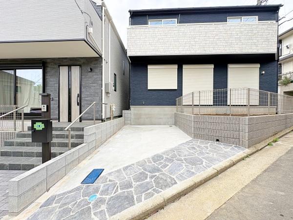 �_�ސ쌧���l�s��q��X���u2���ڂ̐V�z��ˌ��Ă̒��ԏ�