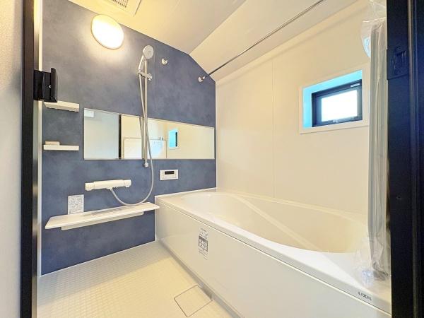 �_�ސ쌧���l�s�`�k��V�g�c��1���ڂ̐V�z��ˌ��Ă̗���