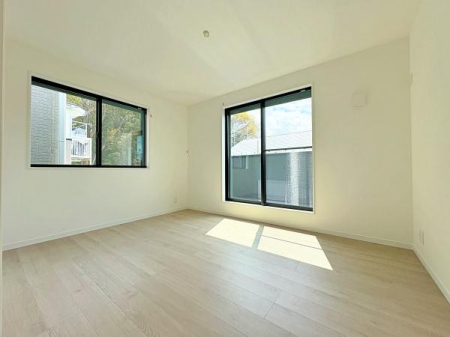 �_�ސ쌧���l�s�`�k��V�g�c��1���ڂ̐V�z��ˌ��Ă̗m��