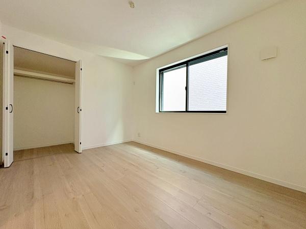 �_�ސ쌧���l�s�`�k��V�g�c��1���ڂ̐V�z��ˌ��Ă̗m��