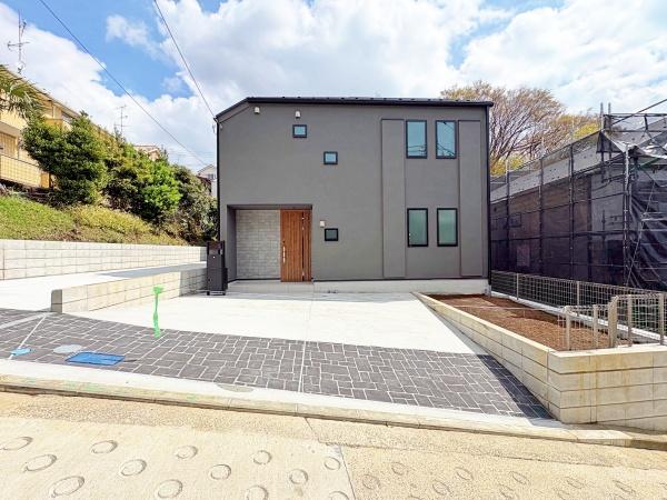 �_�ސ쌧���l�s�`�k��V�g�c��1���ڂ̐V�z��ˌ��Ă̒��ԏ�