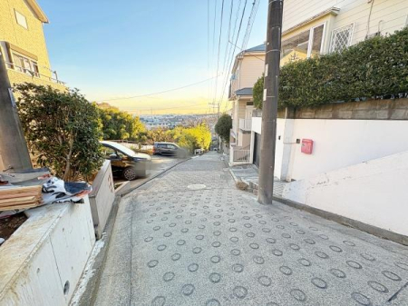 �_�ސ쌧���l�s�`�k��V�g�c��1���ڂ̐V�z��ˌ��Ă̂��̑�