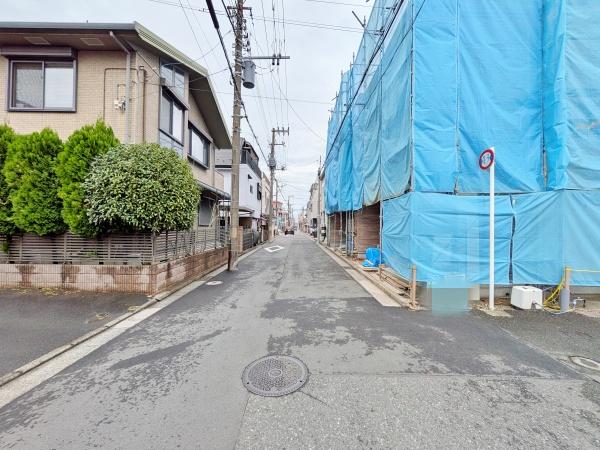 �_�ސ쌧���l�s�ߌ��扺���g4���ڂ̐V�z��ˌ��Ă̑O�ʓ��H�܂ތ��n�ʐ^