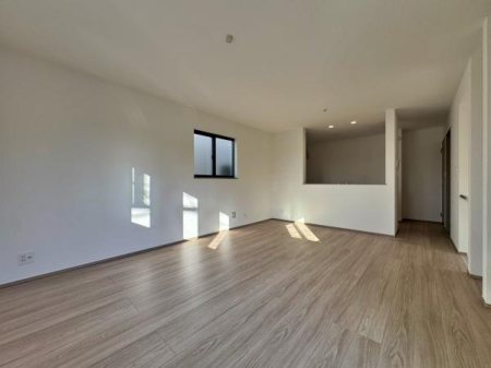 �_�ސ쌧���l�s���擌�v�ے��̐V�z��ˌ��Ẵ��r���O