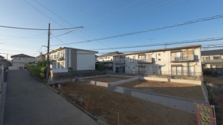 �����s���c�s�쐬��6���ڂ̐V�z��ˌ��Ă̑O�ʓ��H�܂ތ��n�ʐ^