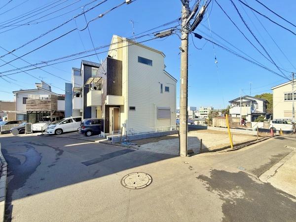 _ސ쌧ls˒ˋgc̓yn̑OʓH܂ތnʐ^