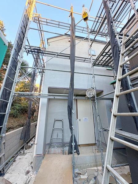 �_�ސ쌧���l�s�`�k��V�g�c��1���ڂ̐V�z��ˌ��Ă̌��n�O�ώʐ^