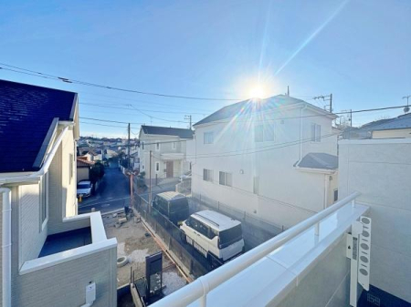 �_�ސ쌧���l�s�ۓy�P�J��㐛�c���̐V�z��ˌ��Ă̏Z�˂���̒��]�ʐ^