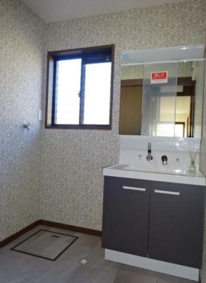 _ސ쌧{snCh2ڂ̒ÈˌĂ̐ʑEʏ