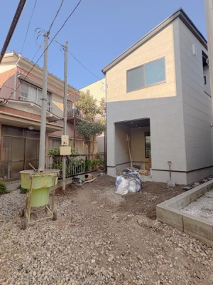 _ސ쌧ls擌c̐VzˌĂ̑OʓH܂ތnʐ^