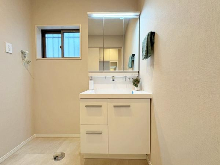 �_�ސ쌧����s�����C��6���ڂ̒��È�ˌ��Ă̐��ʑ�E���ʏ�