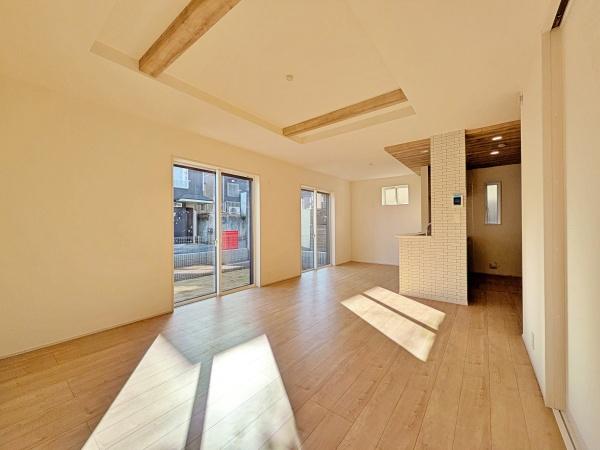 _ސ쌧lsJ摊2ڂ̐VzˌẴrO