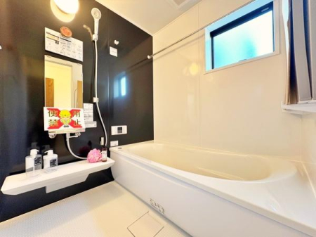 �_�ސ쌧���l�s���������̐V�z��ˌ��Ă̗���