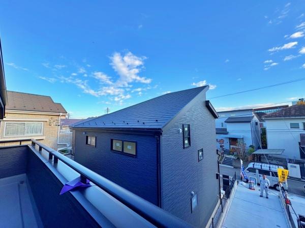 �_�ސ쌧���l�s���������̐V�z��ˌ��Ă̏Z�˂���̒��]�ʐ^