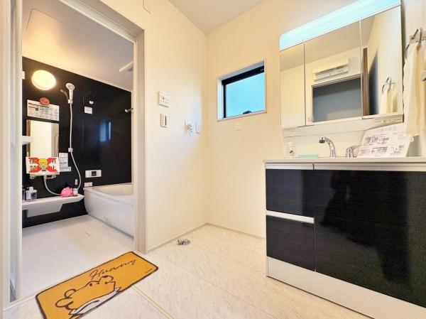 �_�ސ쌧���l�s���������̐V�z��ˌ��Ă̐��ʑ�E���ʏ�