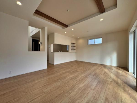 �_�ސ쌧����s�p�c�̐V�z��ˌ��Ẵ��r���O