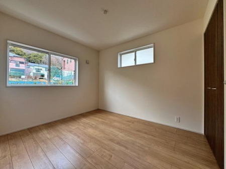 �_�ސ쌧����s�p�c�̐V�z��ˌ��Ă̗m��