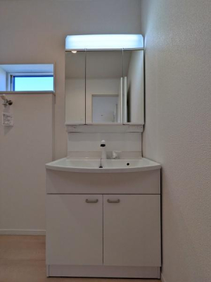 _ސ쌧lstޗǒ̐VzˌĂ̐ʑEʏ