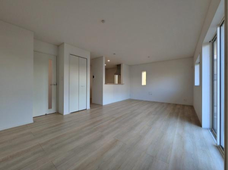 _ސ쌧lstޗǒ̐VzˌẴrO