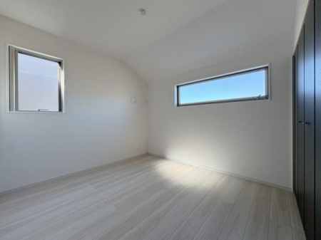 �_�ސ쌧����s�T���̐V�z��ˌ��Ă̗m��