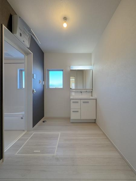 �_�ސ쌧����s�T���̐V�z��ˌ��Ă̐��ʑ�E���ʏ�