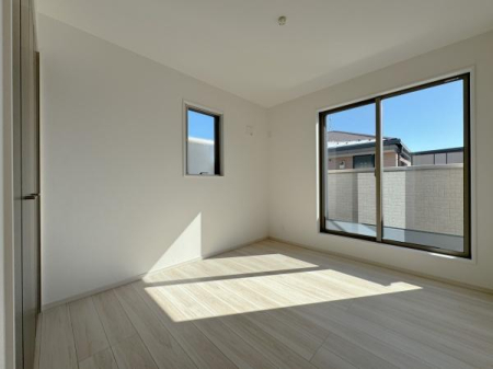 �_�ސ쌧����s�T���̐V�z��ˌ��Ă̗m��