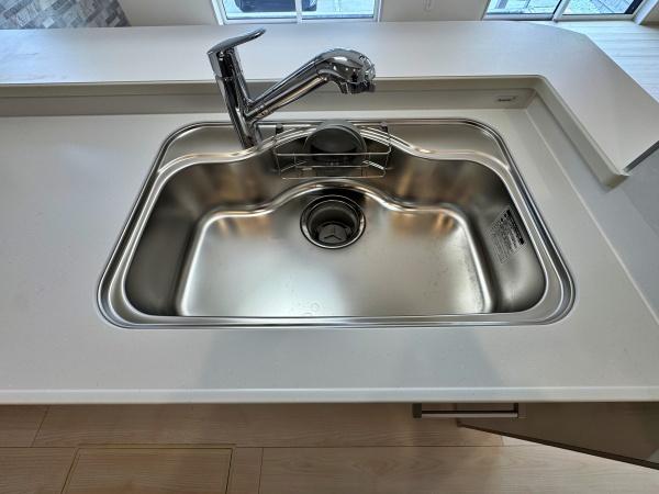 �_�ސ쌧����s�p�c�̐V�z��ˌ��ẴL�b�`��