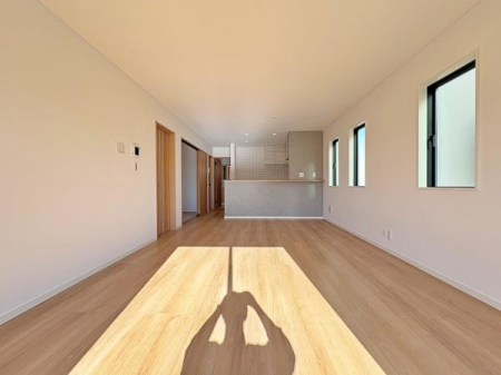 _ސ쌧ls`扺iJ5ڂ̐VzˌẴrO