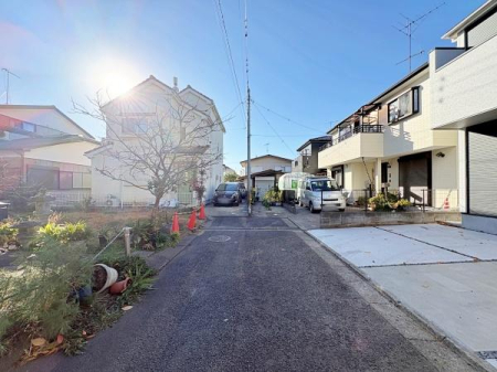 �_�ސ쌧��a�s��a�c�̐V�z��ˌ��Ă̑O�ʓ��H�܂ތ��n�ʐ^