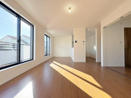 �_�ސ쌧��a�s��a�c�̐V�z��ˌ��Ẵ��r���O