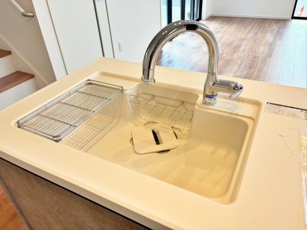 �_�ސ쌧���l�s�t�悠���ݖ�4���ڂ̐V�z��ˌ��ẴL�b�`��