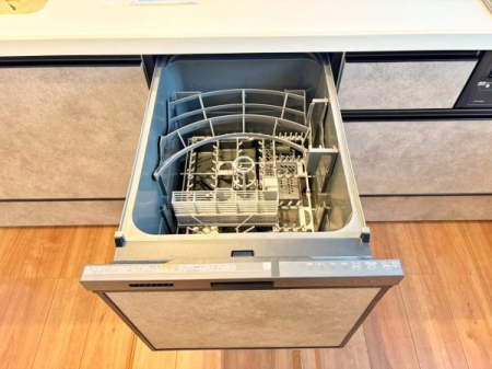 �_�ސ쌧���l�s�t�悠���ݖ�4���ڂ̐V�z��ˌ��ẴL�b�`��