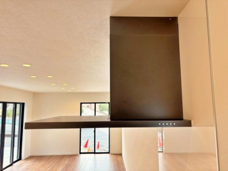 �_�ސ쌧���l�s�t�悠���ݖ�4���ڂ̐V�z��ˌ��ẴL�b�`��