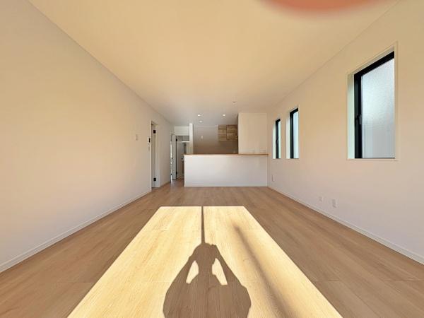 _ސ쌧ls`扺iJ5ڂ̐VzˌẴrO