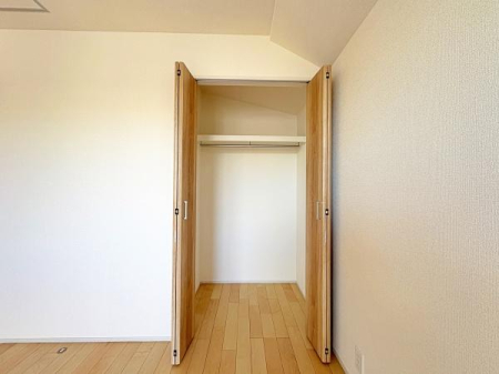 �_�ސ쌧���l�s����{����3���ڂ̐V�z��ˌ��Ă̎��[