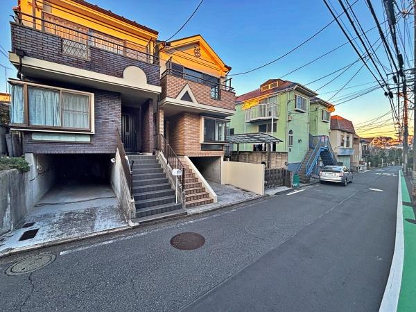 �_�ސ쌧���l�s�_�ސ��Z�p��6���ڂ̒��È�ˌ��Ă̑O�ʓ��H�܂ތ��n�ʐ^