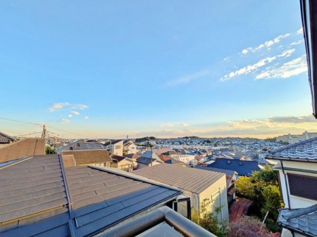 �_�ސ쌧���l�s����㔒��2���ڂ̒��È�ˌ��Ă̏Z�˂���̒��]�ʐ^