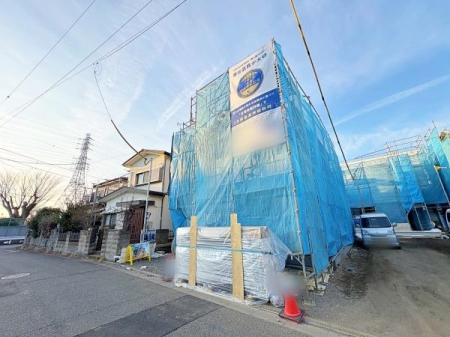 �_�ސ쌧����s���y�I�̐V�z��ˌ��Ă̑O�ʓ��H�܂ތ��n�ʐ^