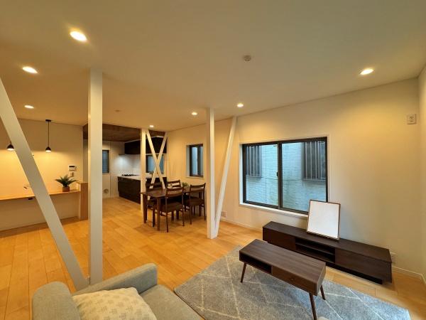 �_�ސ쌧���l�s�ߌ��擌��������̒��È�ˌ��Ẵ��r���O