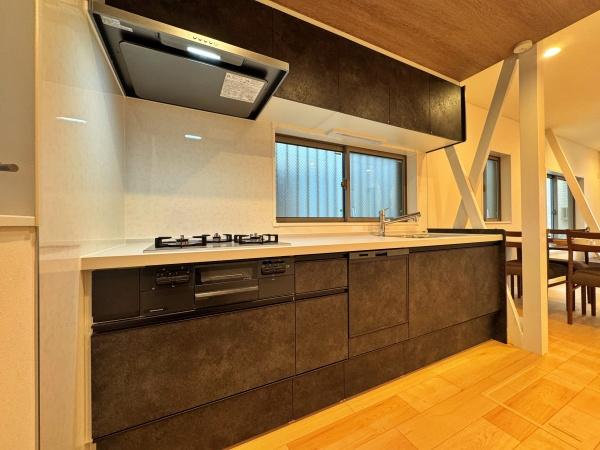 �_�ސ쌧���l�s�ߌ��擌��������̒��È�ˌ��ẴL�b�`��