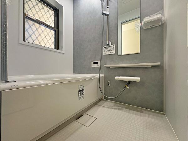 �_�ސ쌧���l�s�ߌ����̋{1���ڂ̐V�z��ˌ��Ă̗���