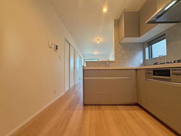 �_�ސ쌧���l�s�ߌ����̋{1���ڂ̐V�z��ˌ��ẴL�b�`��