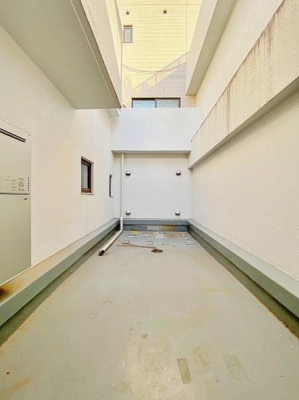 �_�ސ쌧���l�s�ߌ��抁�R1���ڂ̒��Ã}���V�����̃o���R�j�[